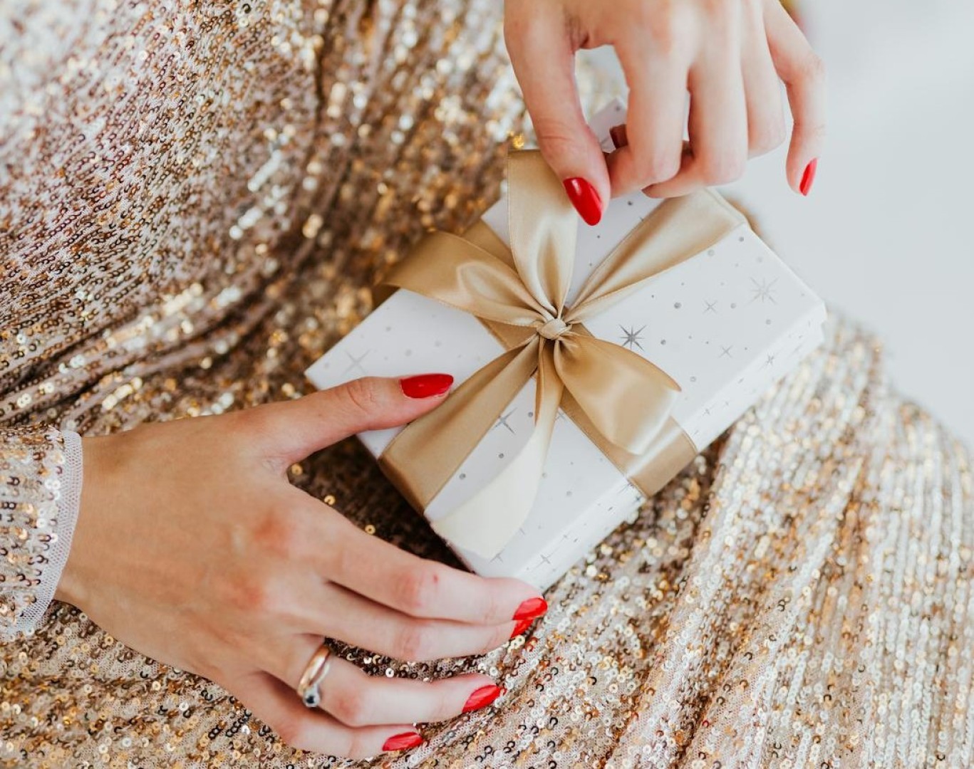 Ekskluzywny zestaw prezentowy – gotowy pomysł na elegancki upominek