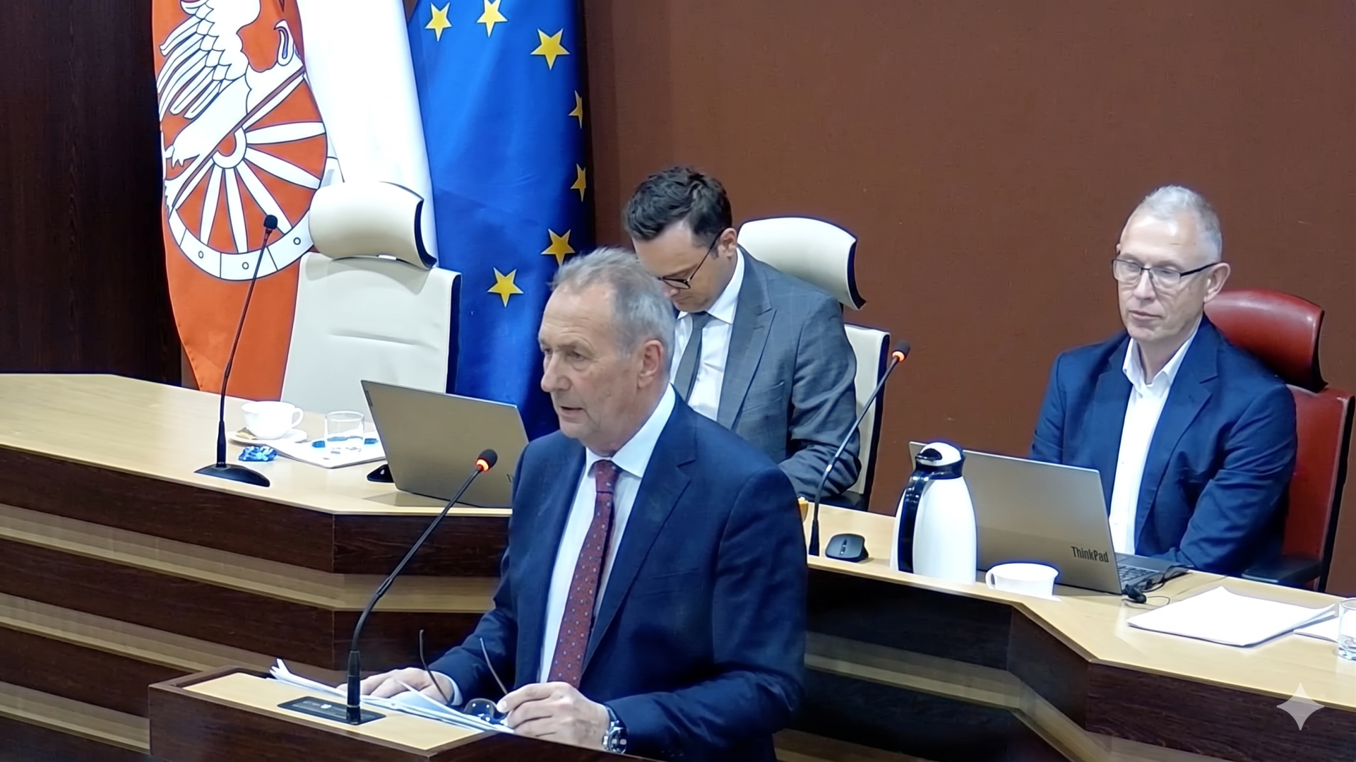 Parking, pensje, obsada lekarzy, przyszłość porodówki: radni pytali o szpital. Dyrektor odpowiadał na sesji