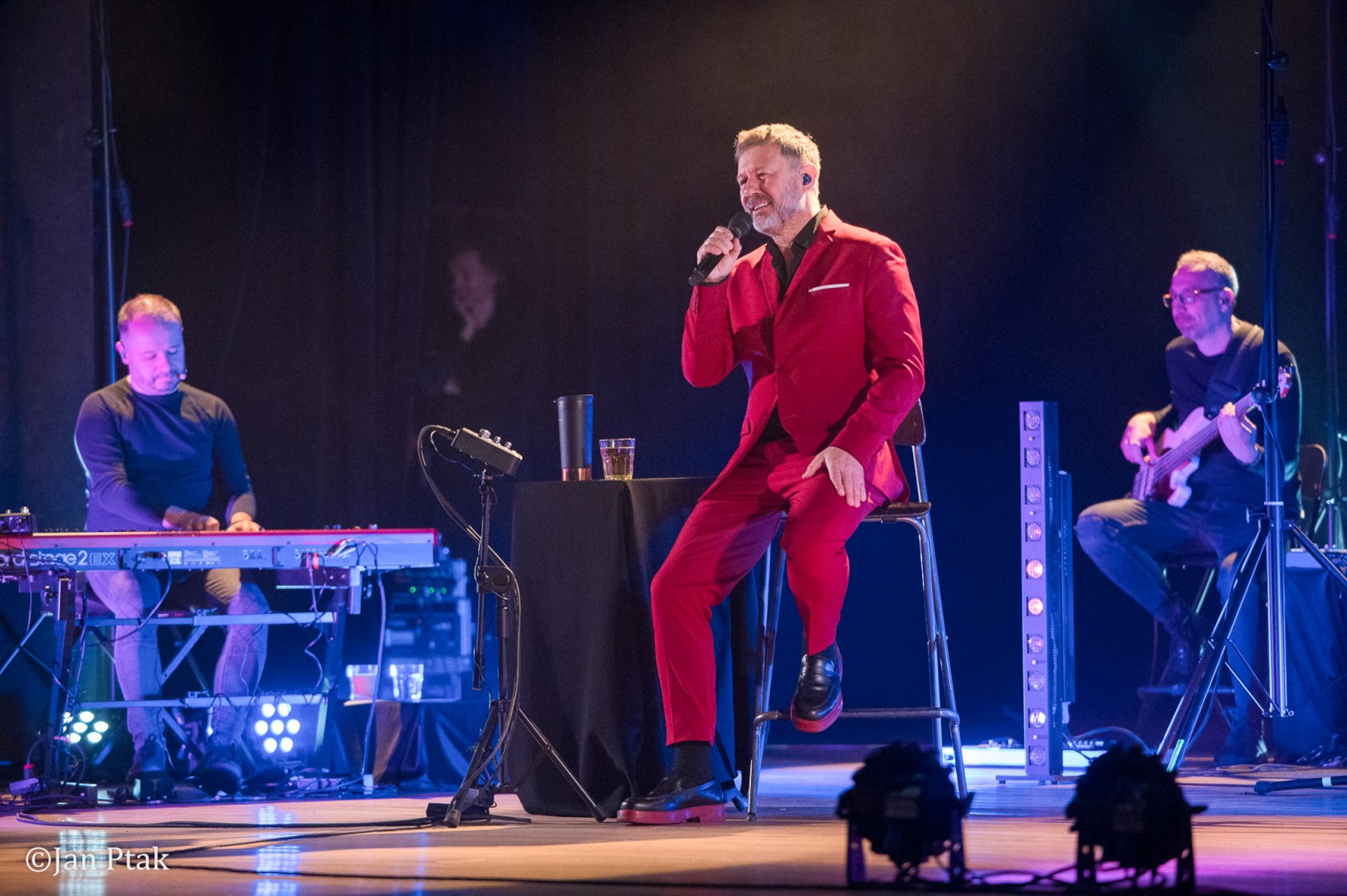 Andrzej Piaseczny ponownie wystąpił w Raciborzu. Kameralny koncert przyciągnął fanów artysty
