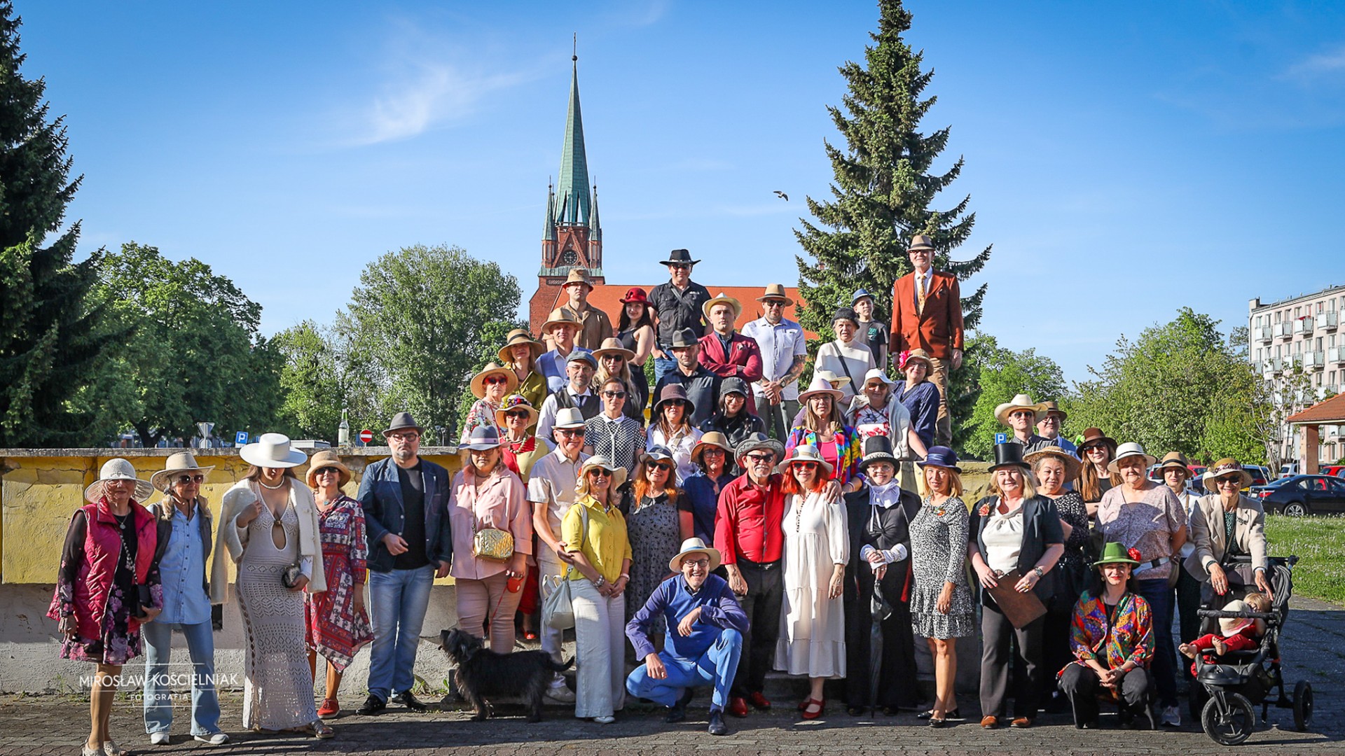Raciborski Spacer w Kapeluszach połączył modę, historię i miejską opowieść [FOTO]