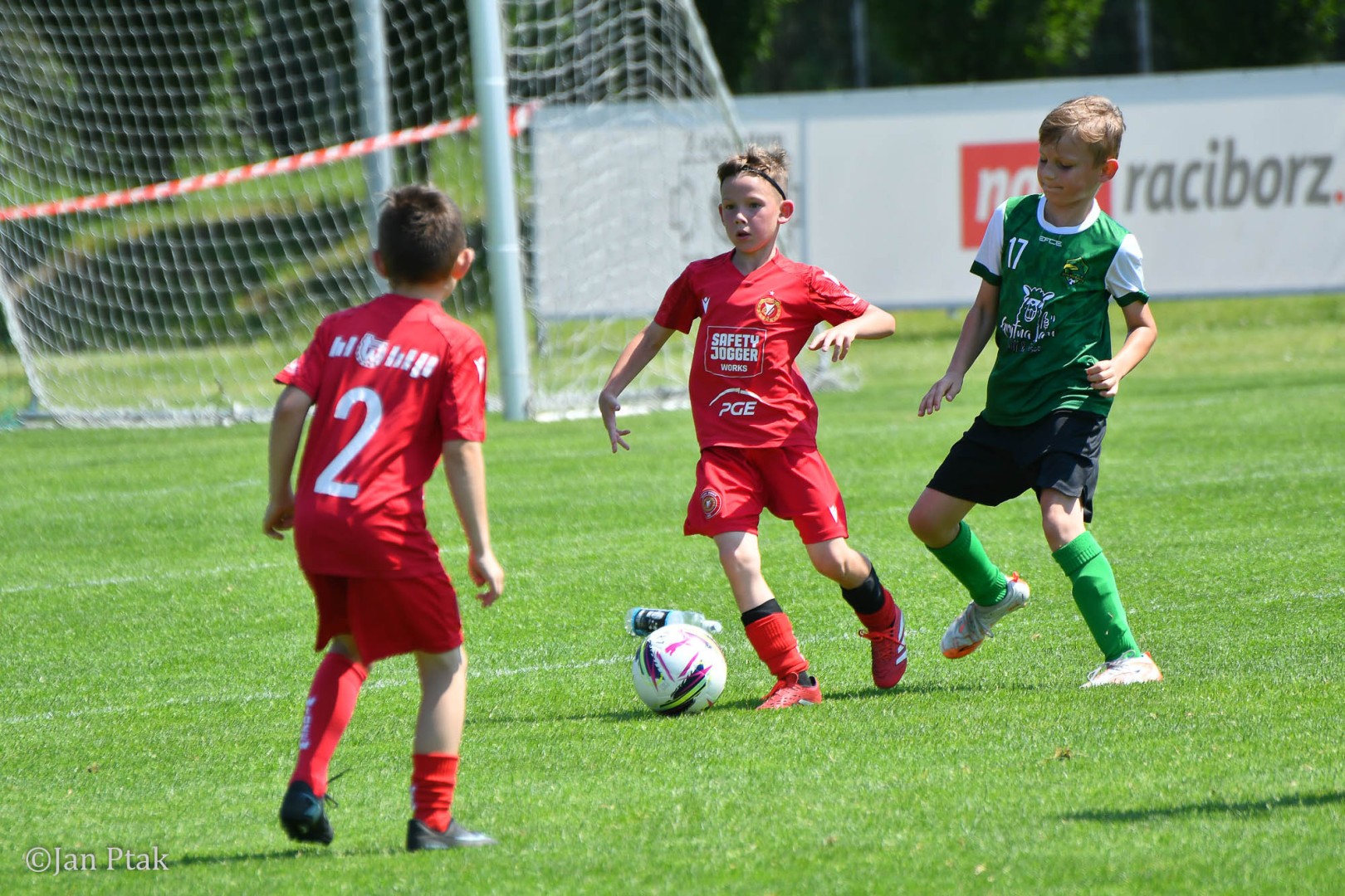 Młody Widzew bezkonkurencyjny w Raciborzu. Zwyciężył w międzynarodowym V4Cup [FOTO]