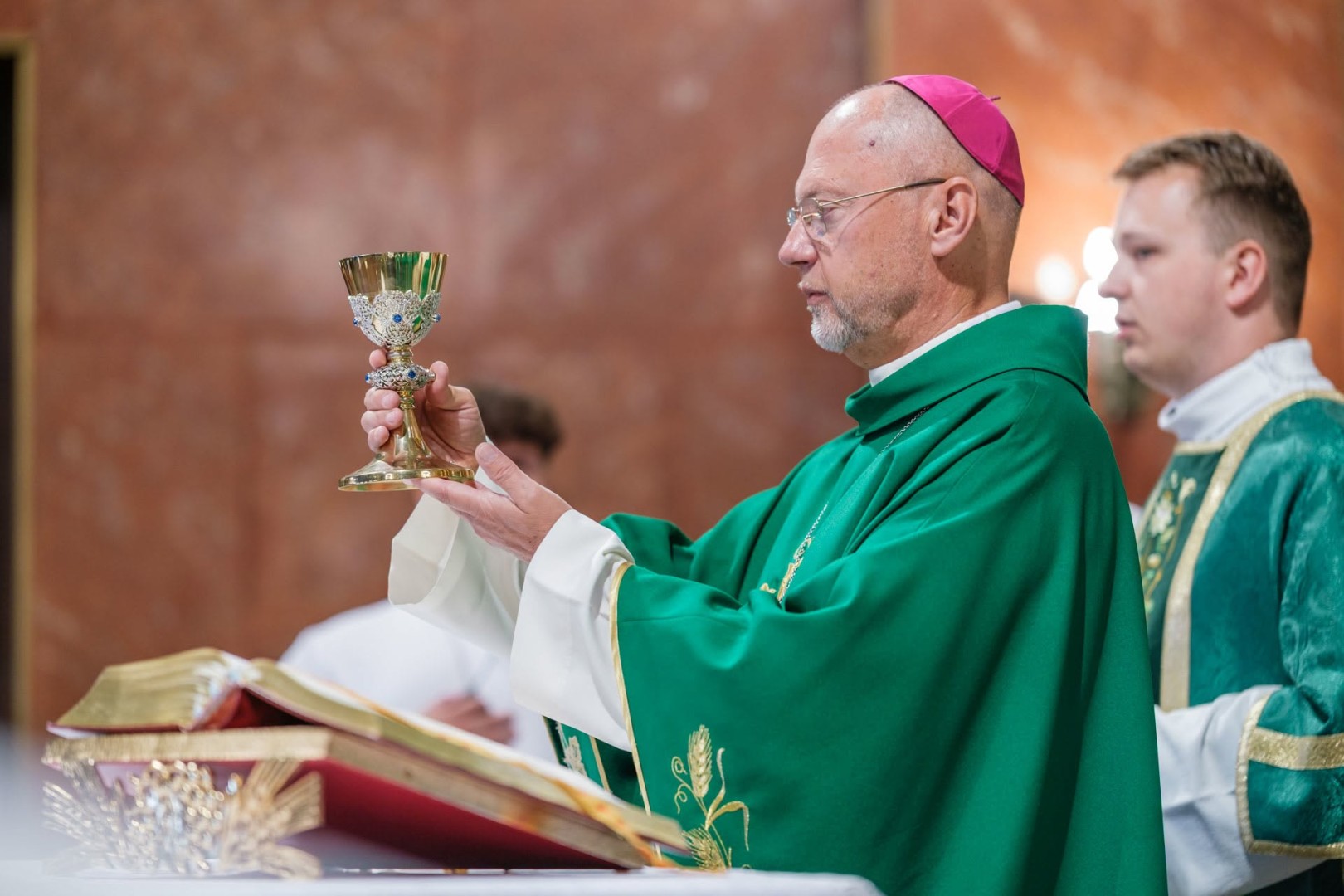Biskup gliwicki o sytuacji kanonicznej Bractwa Kapłańskiego Świętego Piusa X