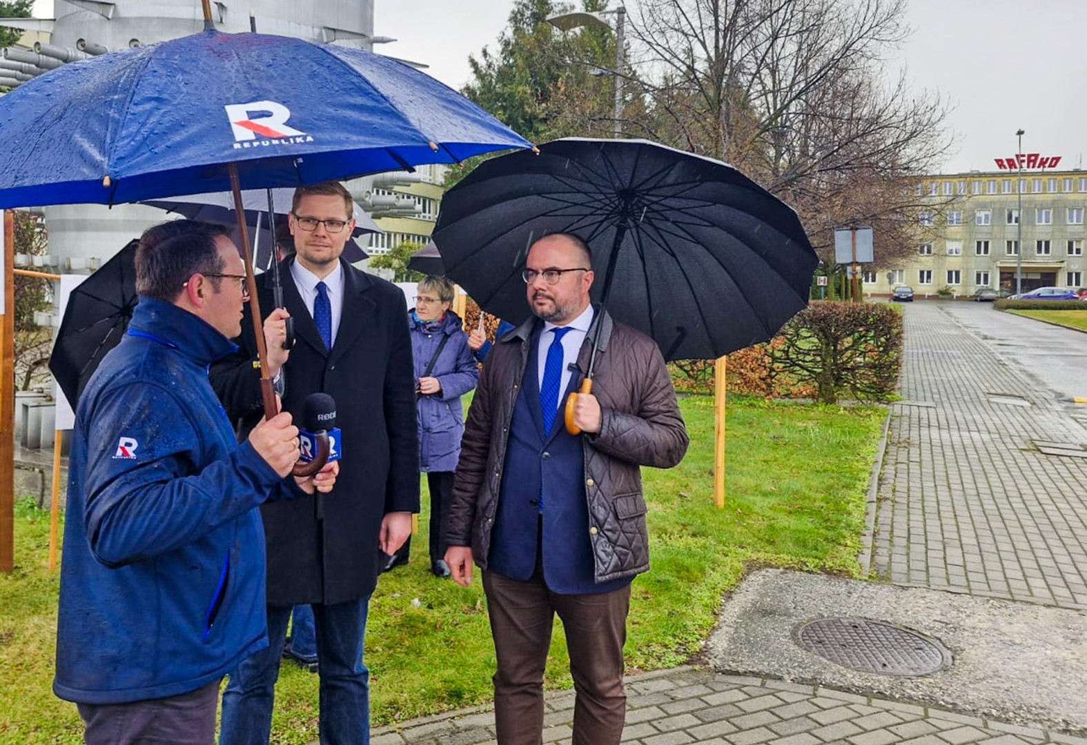 Jabłoński o Wosiu: gnojek. Woś do Jabłońskiego: robisz to tylko po to, żeby mnie obrażać