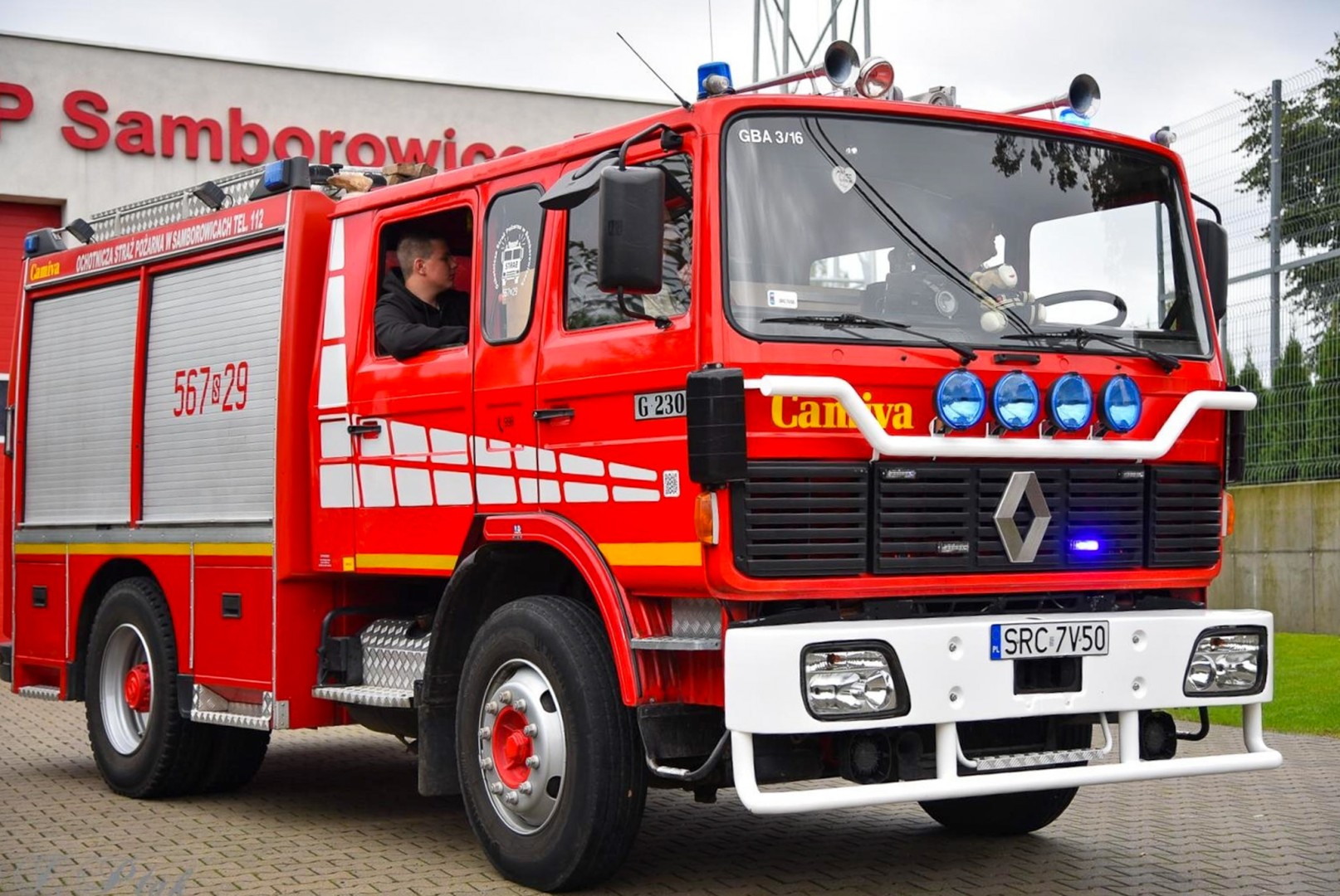 Samborowice dostaną nowy wóz bojowy. Obecny Renault ma już 38 lat