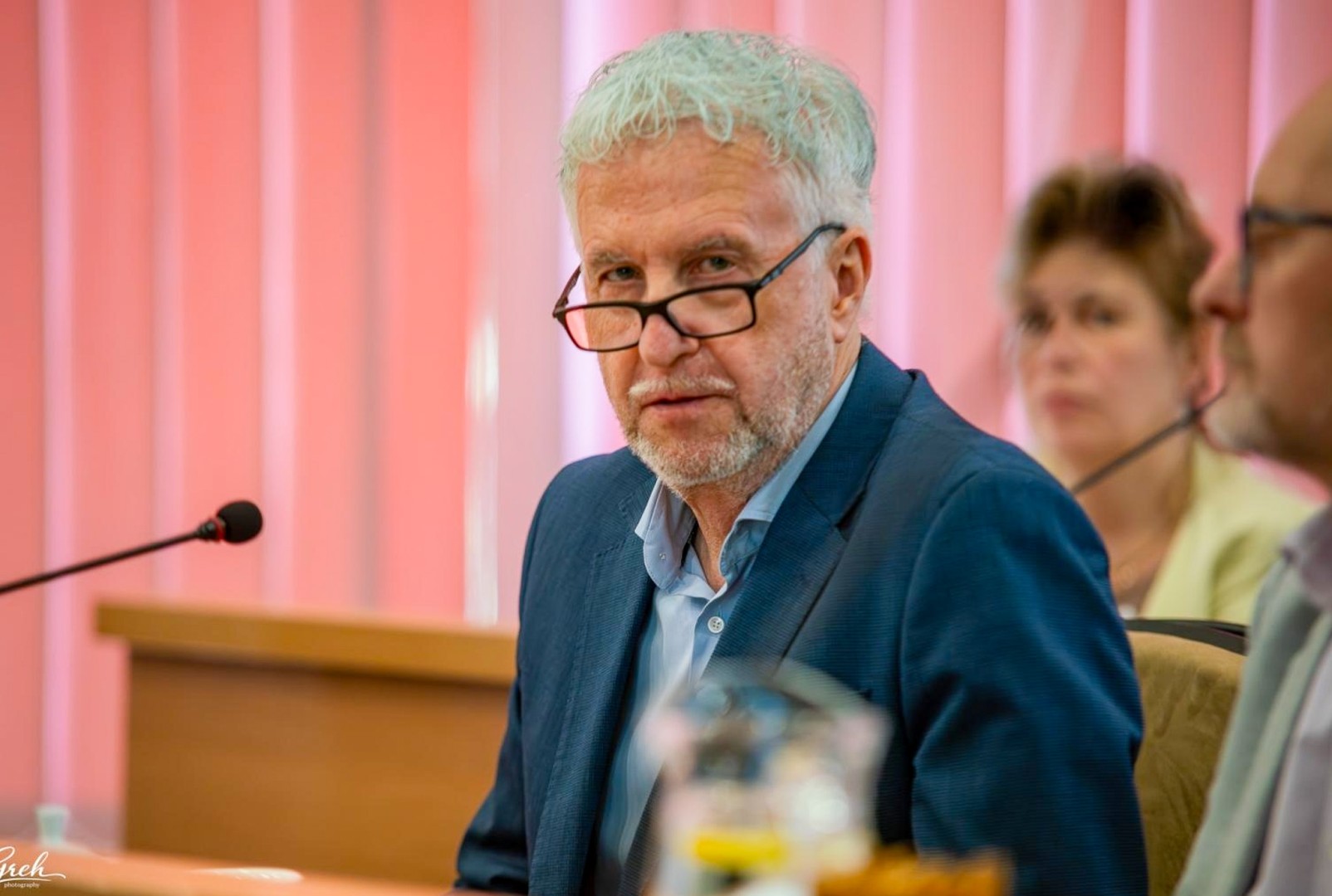 Chętni byli, ale nie spełnili oczekiwań. Prezydent ponownie szuka sekretarza miasta