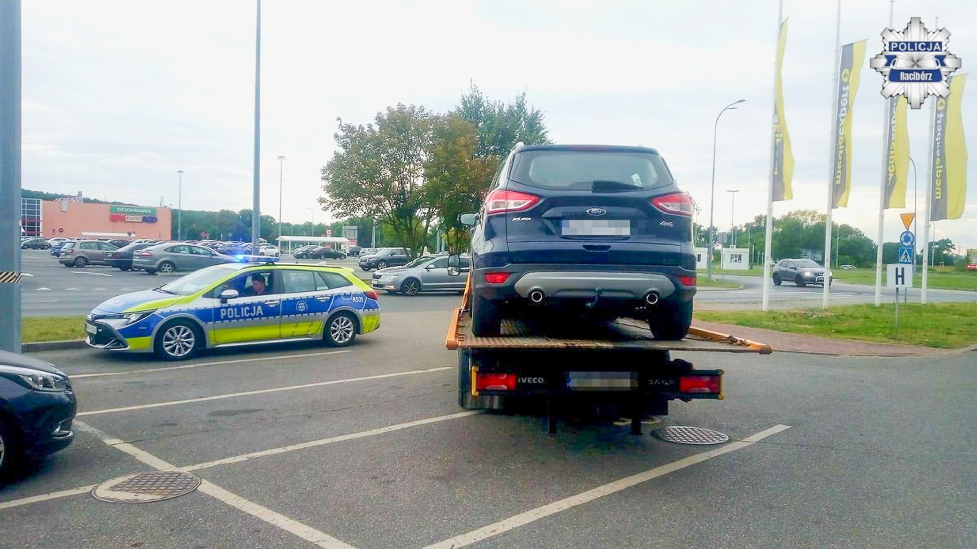 Miał prawie 2,5 promila i chciał odjechać! Świadkowie zatrzymali pijanego kierowcę
