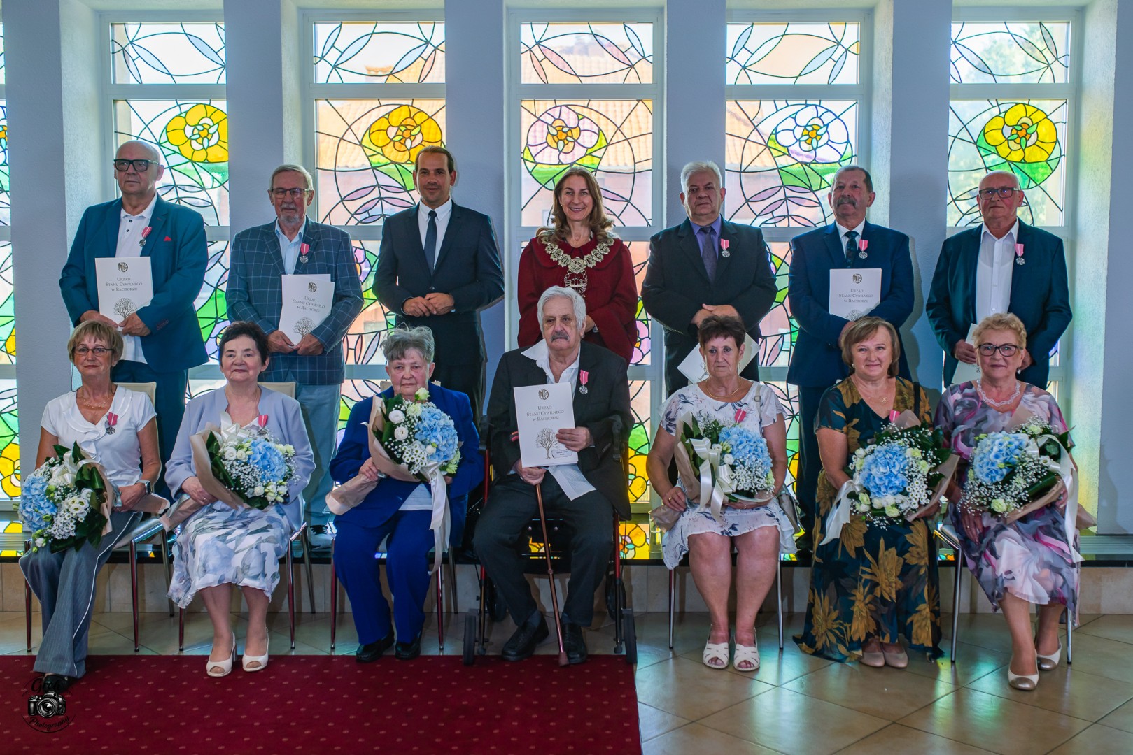 Miłość, która przetrwała dekady. Siedem par odebrało wyjątkowe odznaczenia [FOTO i WIDEO]