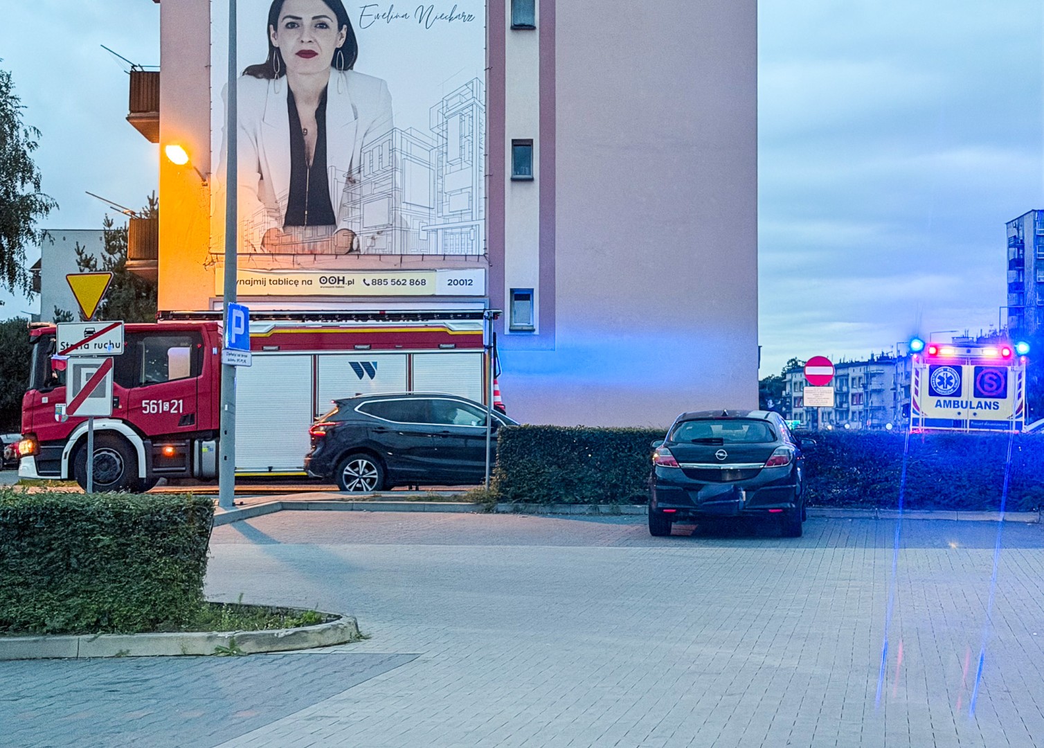 Trzy interwencje strażaków w Raciborzu. Mężczyzna trafił do szpitala, zgłoszono też wyciek gazu