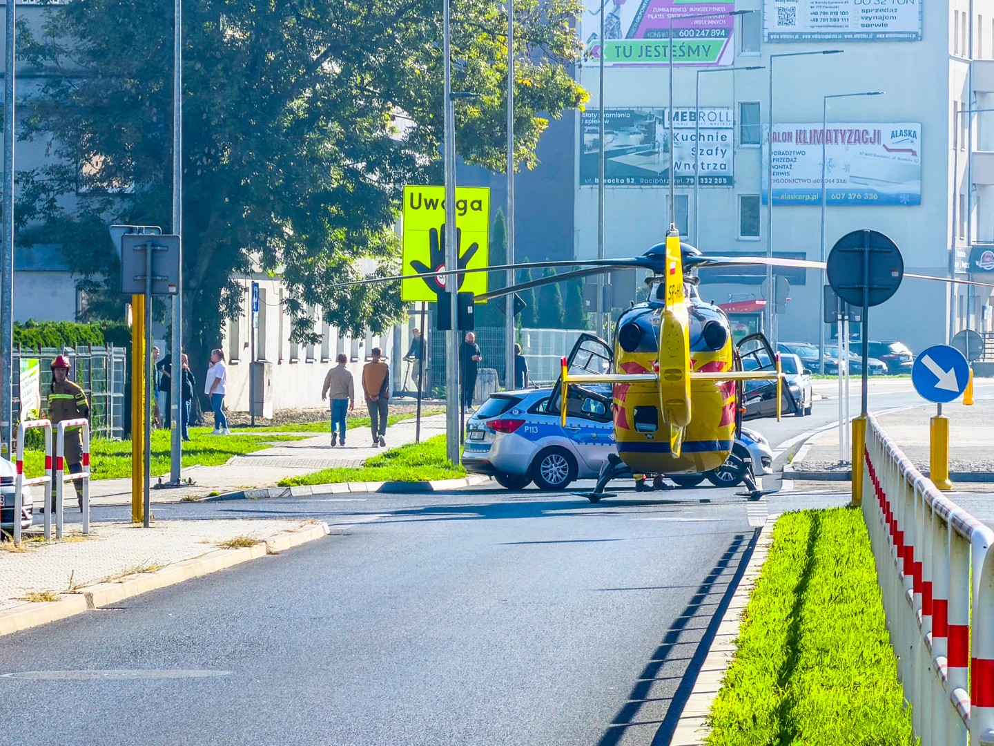 AKTUALIZACJA. Akcja służb przy Bosackiej. Lądował śmigłowiec LPR [FOTO]