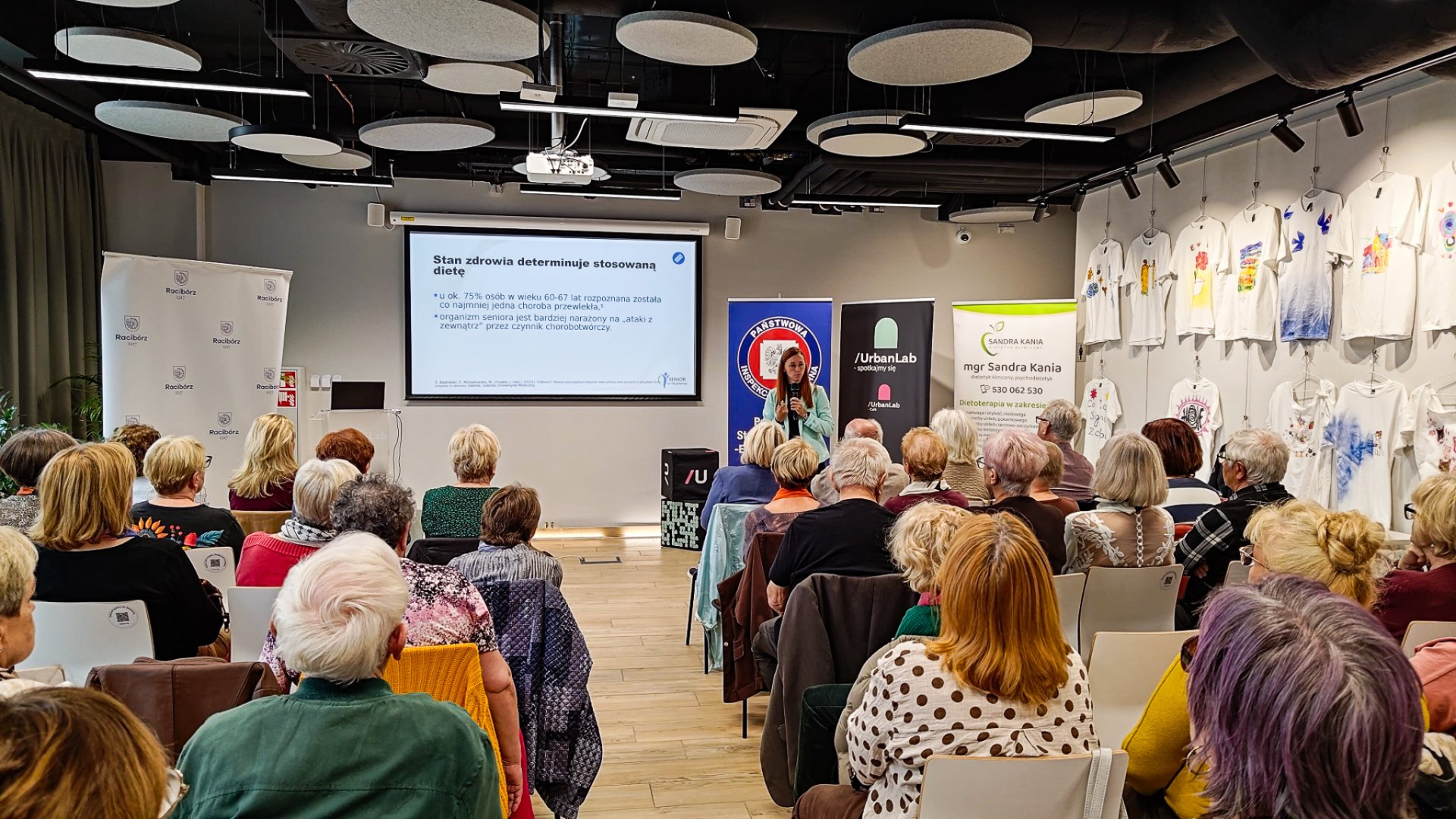 Senior w roli głównej. Konferencja o zdrowiu i bezpieczeństwie osób starszych w Raciborzu