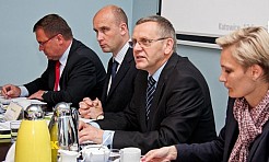 Minister środowiska u marszałka. Rozmowy o gospodarce odpadami - Serwis informacyjny z Raciborza - naszraciborz.pl