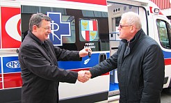 Nowa karetka oficjalnie w rękach pogotowia - Serwis informacyjny z Raciborza - naszraciborz.pl