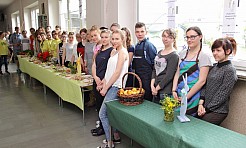 Konkurs ekologiczny i zdrowe, wiosenne śniadanie w Liceum nr 2 - Serwis informacyjny z Raciborza - naszraciborz.pl