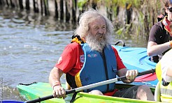 Podr&oacute;żnik Roku według National Geographic sprzątał rzekę Rudę - Serwis informacyjny z Raciborza - naszraciborz.pl