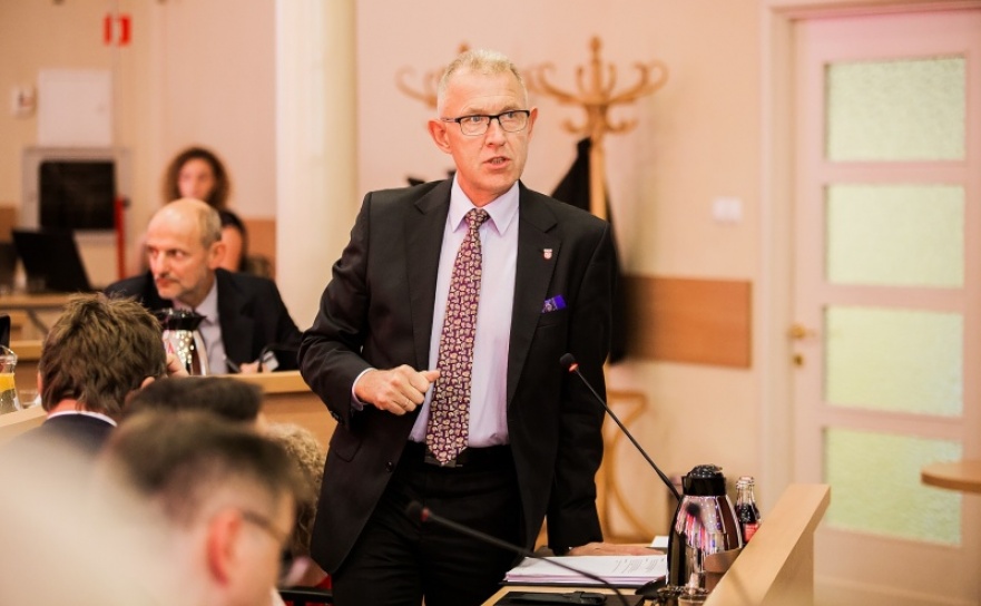 Tańszy gaz dla mieszkańc&oacute;w Raciborza - czy magistrat zdecyduje się na grupowy zakup tego paliwa w ramach walki ze smogiem? - Serwis informacyjny z Raciborza - naszraciborz.pl