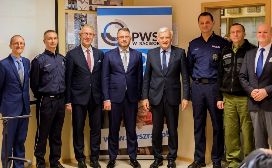 Międzynarodowa konferencja naukowa z udziałem Europosła prof. Jerzego Buzka w PWSZ w Raciborzu - Serwis informacyjny z Raciborza - naszraciborz.pl