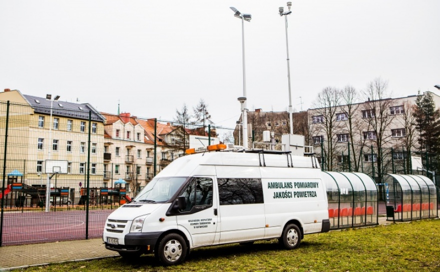 Ambulans prawdę powie. Trwają profesjonalne pomiary jakości powietrza w Raciborzu  - Serwis informacyjny z Raciborza - naszraciborz.pl