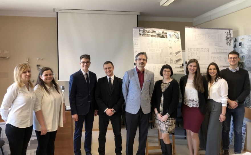 W Instytucie Architektury PWSZ trwają obrony dyplomów inżynierskich  - Serwis informacyjny z Raciborza - naszraciborz.pl