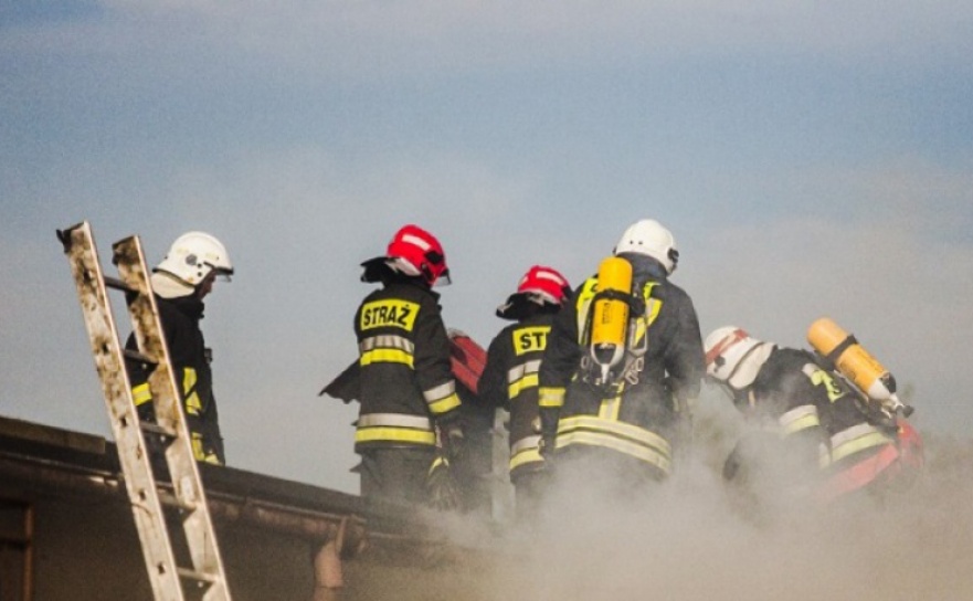 W Rzuchowie zapaliła się sadza w kominie - Serwis informacyjny z Raciborza - naszraciborz.pl