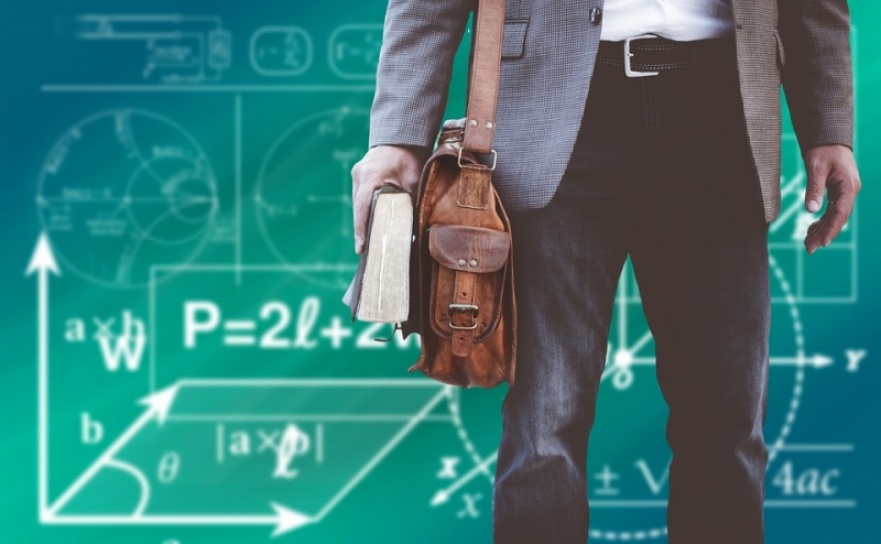 Ile zarabiają nauczyciele? Publikujemy dane z podziałem na szkoły zarządzane przez Powiat Raciborski - Serwis informacyjny z Raciborza - naszraciborz.pl