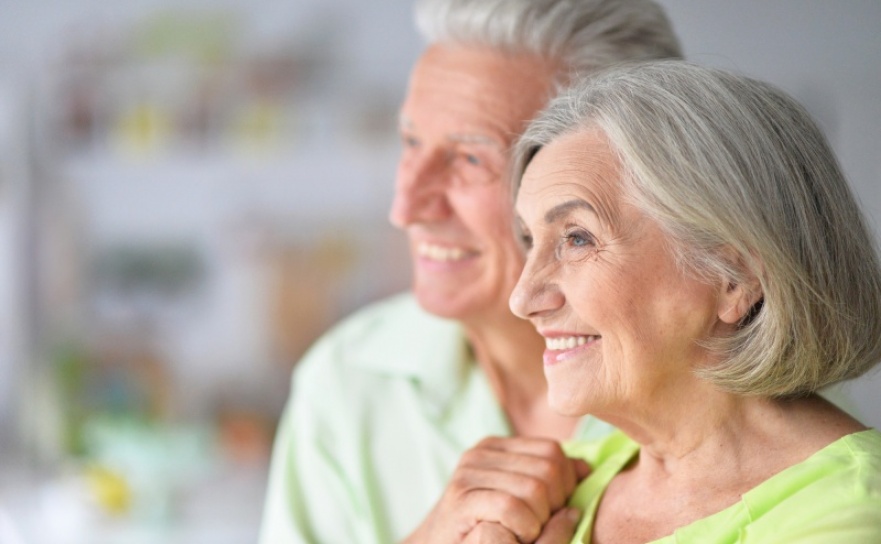 Policja apeluje do babć i dziadków. Uważajcie na oszustów! - Serwis informacyjny z Raciborza - naszraciborz.pl