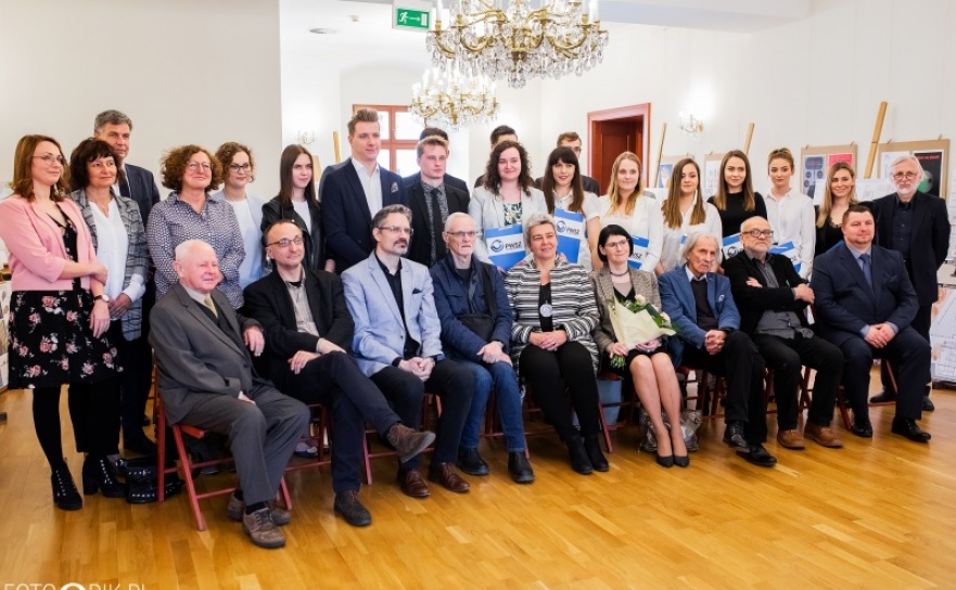 Absolwenci raciborskiej architektury odebrali dyplomy  - Serwis informacyjny z Raciborza - naszraciborz.pl