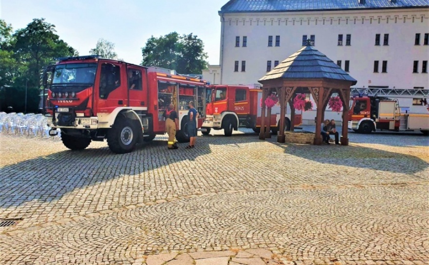 Strażacka akcja na raciborskim zamku - Serwis informacyjny z Raciborza - naszraciborz.pl