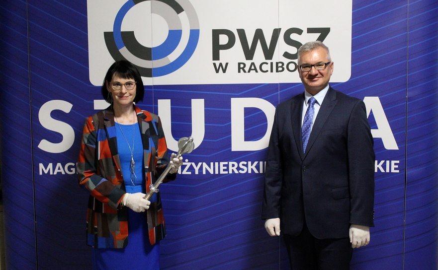 Nowy rektor PWSZ oficjalnie przejął władzę w uczelni  - Serwis informacyjny z Raciborza - naszraciborz.pl