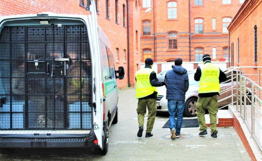 Kolejny akt oskarżenia przeciwko tzw. kurierowi trafił do sądu - Serwis informacyjny z Raciborza - naszraciborz.pl