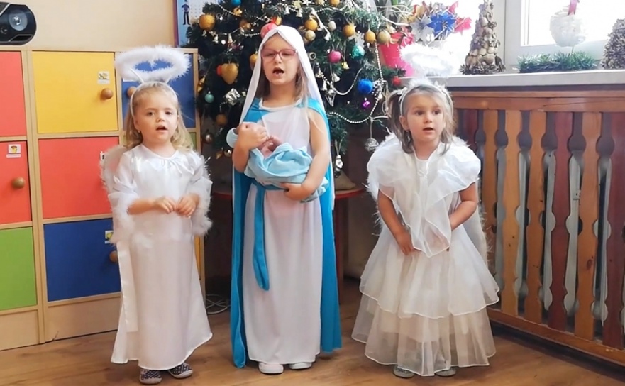 Inny niż zawsze XIX Międzyprzedszkolny Przegląd Kolęd w bibliotece  - Serwis informacyjny z Raciborza - naszraciborz.pl