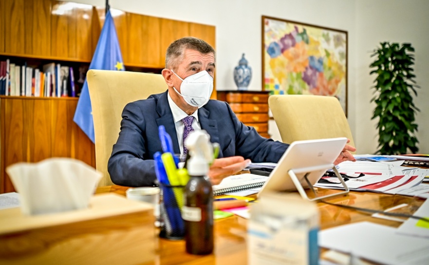 Po świętach w Czechach obostrzenia i godzina policyjna - Serwis informacyjny z Raciborza - naszraciborz.pl