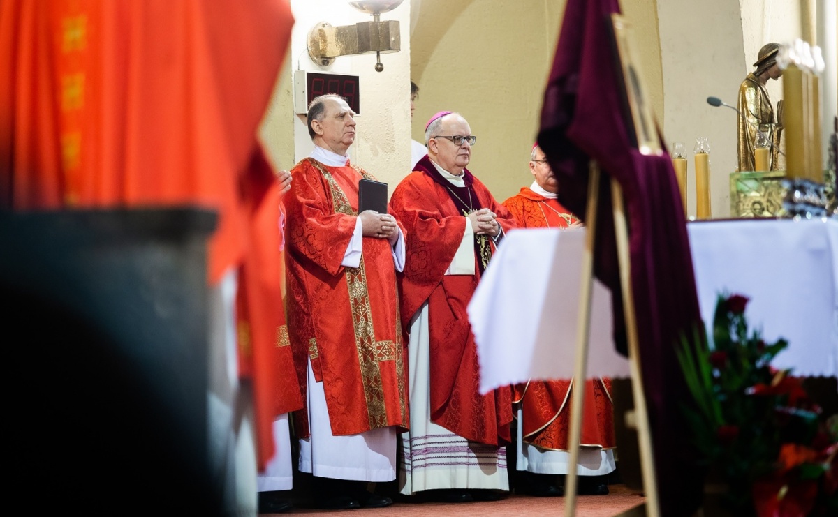 Bierzmowanie dorosłych. Najbliższy termin - Serwis informacyjny z Raciborza - naszraciborz.pl