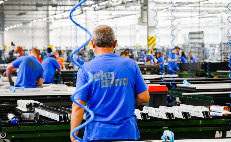 Eko-Okna z niższym zyskiem, przychody zbliżone do 2023 - gigant z Kornic opublikował wyniki finansowe za 2024 rok - Serwis informacyjny z Raciborza - naszraciborz.pl