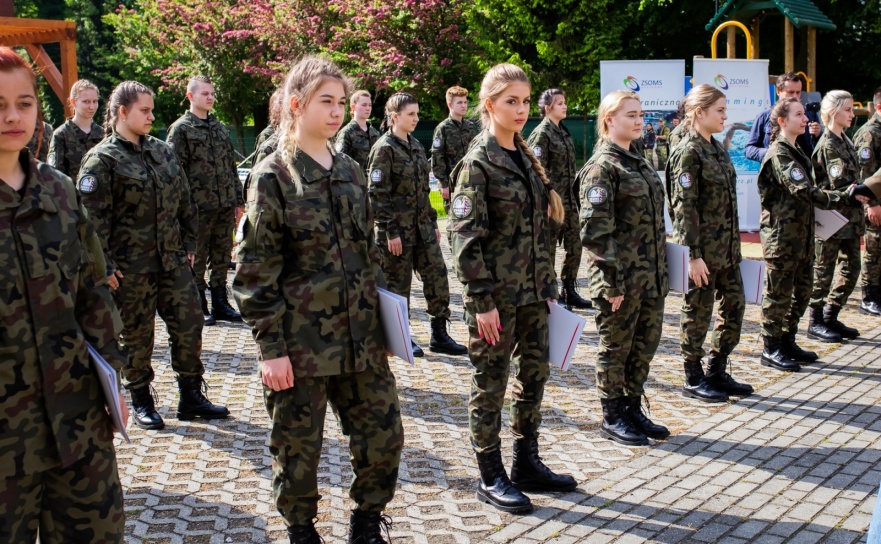 Absolwentom mundurówek łatwiej dostać się do służby - Serwis informacyjny z Raciborza - naszraciborz.pl