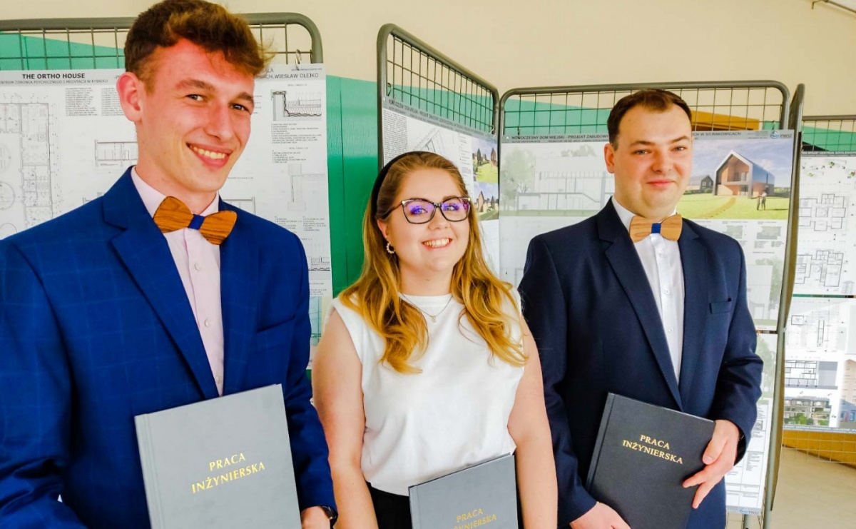 Inżynierowie architekci z PWSZ - marka w sama w sobie. Trwają obrony prac - Serwis informacyjny z Raciborza - naszraciborz.pl