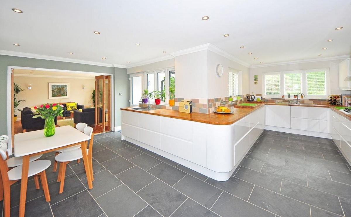 Mata grzewcza pod płytki – co warto o niej wiedzieć? - Serwis informacyjny z Raciborza - naszraciborz.pl