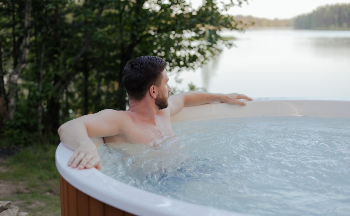 Dlaczego warto zdecydować się na jacuzzi ogrodowe? - Serwis informacyjny z Raciborza - naszraciborz.pl