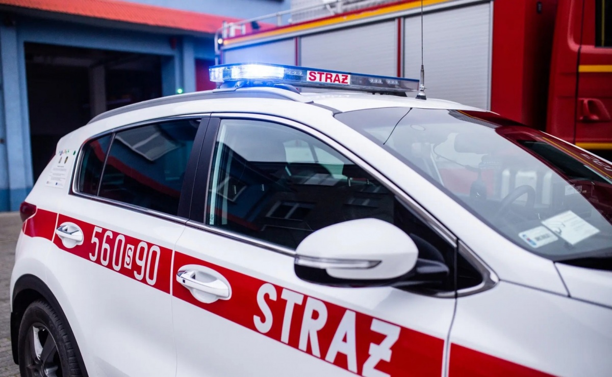 Nieprzytomny mężczyzna pod Biedronką na Siwonia - Serwis informacyjny z Raciborza - naszraciborz.pl