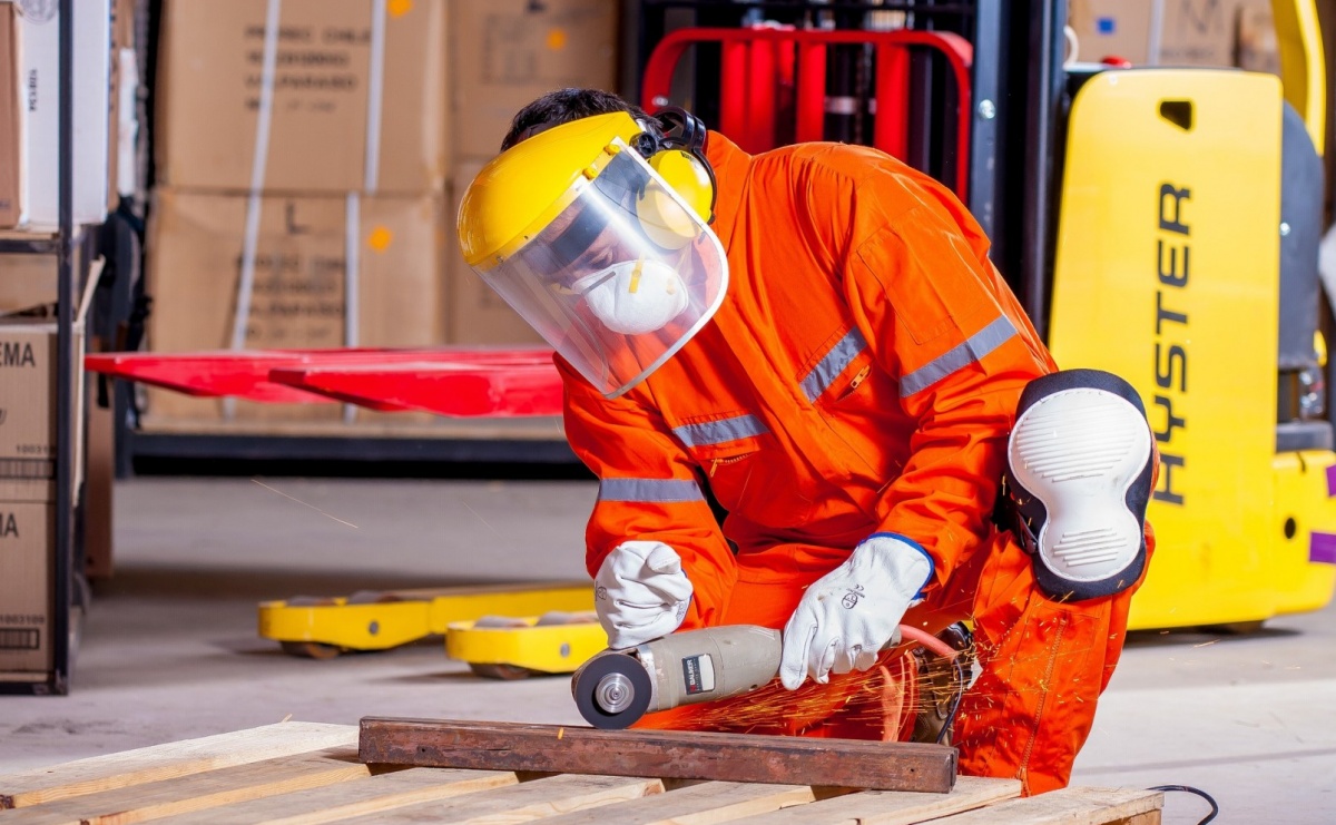 Czym są automaty BHP i dlaczego warto w nie zainwestować? - Serwis informacyjny z Raciborza - naszraciborz.pl