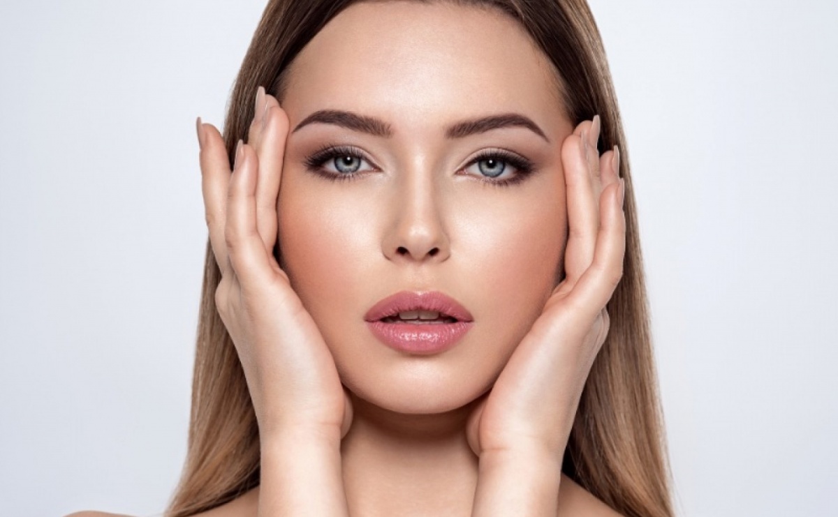 Laser frakcyjny - leczenie blizn po trądziku - Serwis informacyjny z Raciborza - naszraciborz.pl