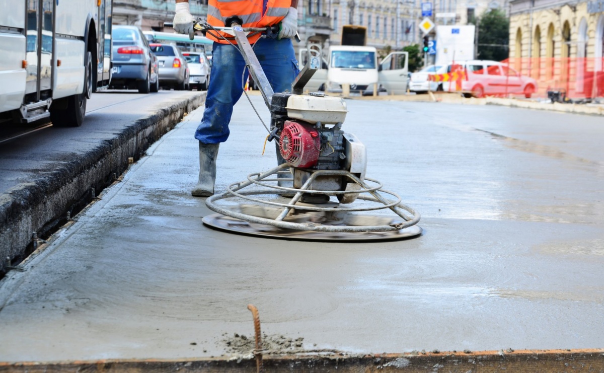 Zacieraczki samojezdne i prowadzone – którą zastosować? - Serwis informacyjny z Raciborza - naszraciborz.pl