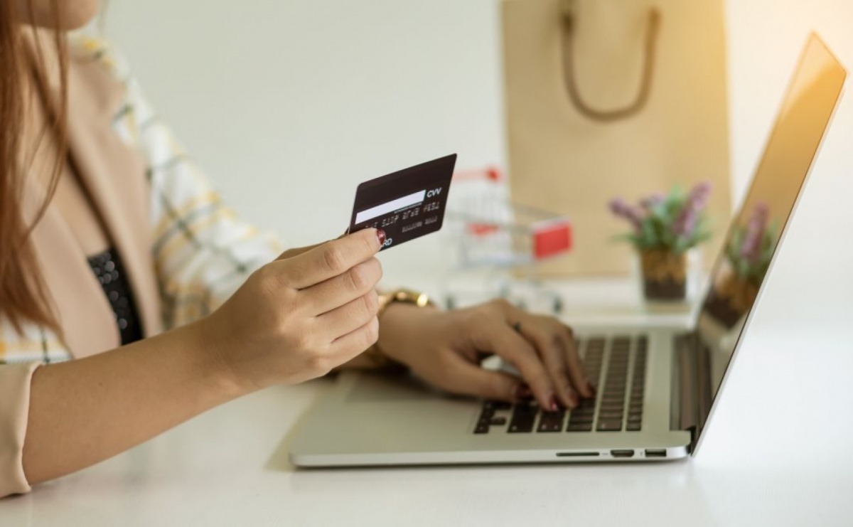 Jak zamówić kuriera i nadać paczkę? - Serwis informacyjny z Raciborza - naszraciborz.pl