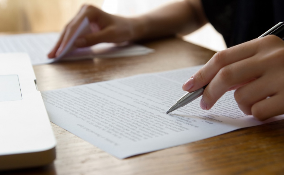 Praca zaliczeniowa dopracowana w każdym szczególe, dzięki pomocy w korekcie i redakcji - Serwis informacyjny z Raciborza - naszraciborz.pl