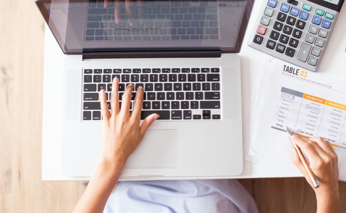 Blogi finansowe – dlaczego warto przeglądać je na bieżąco? - Serwis informacyjny z Raciborza - naszraciborz.pl