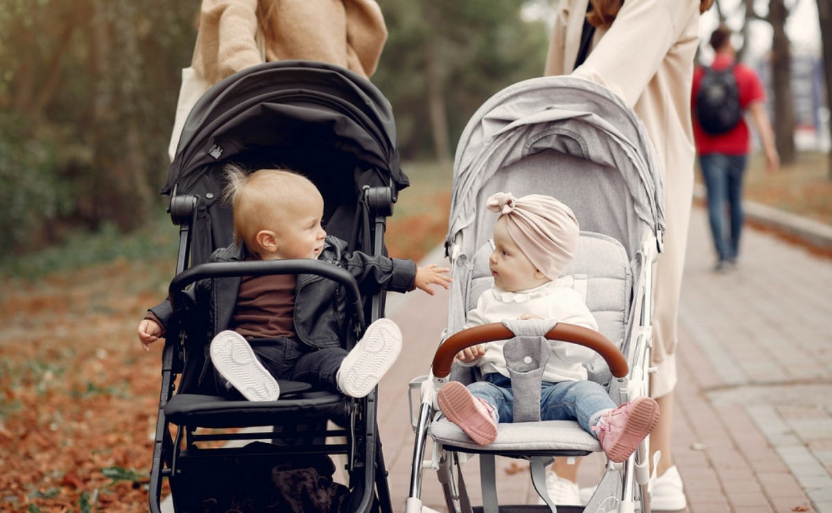 Kiedy kupić spacerówkę dla dziecka? - Serwis informacyjny z Raciborza - naszraciborz.pl