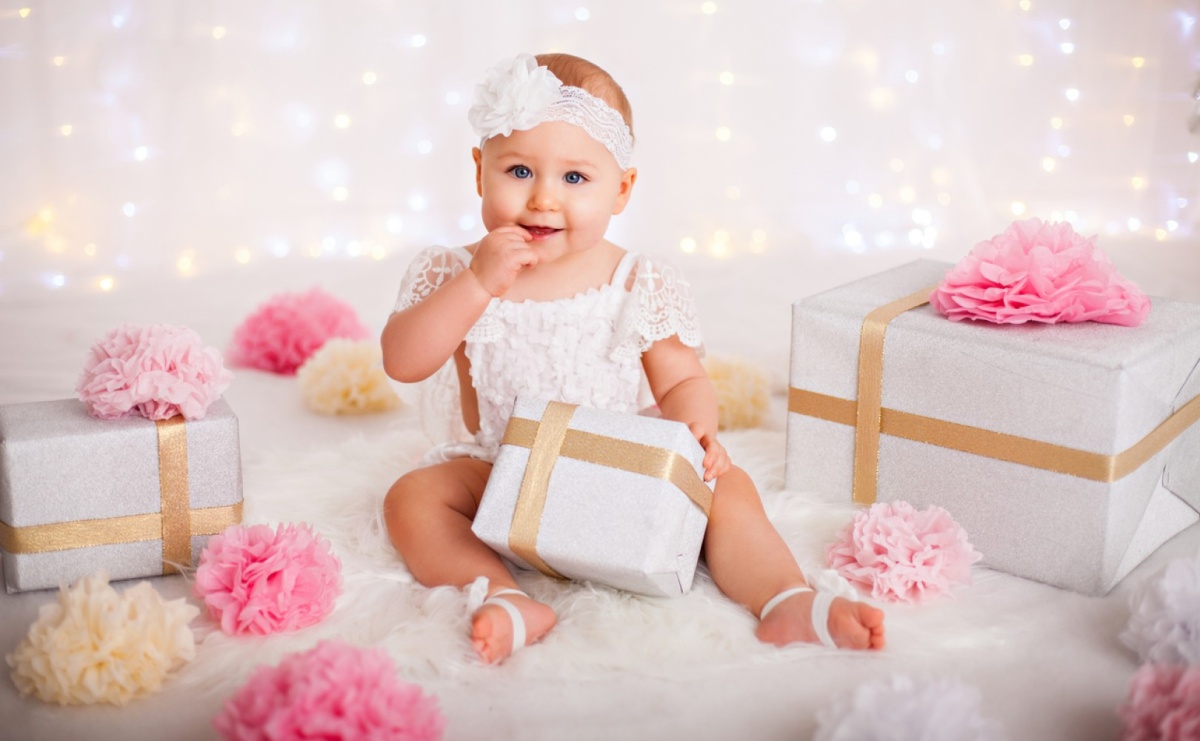 Prezent dla dziewczynki – jak wybrać podarunek, który prędko się nie znudzi? - Serwis informacyjny z Raciborza - naszraciborz.pl