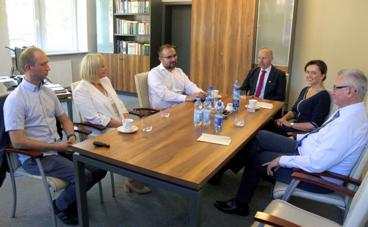 Podsumowanie współpracy Akademii z Parlamentarzystami - Serwis informacyjny z Raciborza - naszraciborz.pl