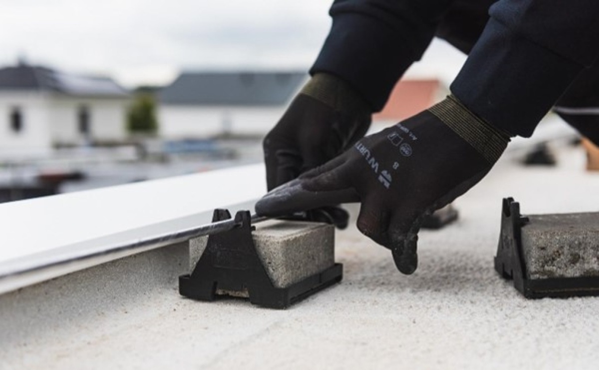 Wybór uchwytów do instalacji odgromowej – co koniecznie powinniśmy wiedzieć? - Serwis informacyjny z Raciborza - naszraciborz.pl