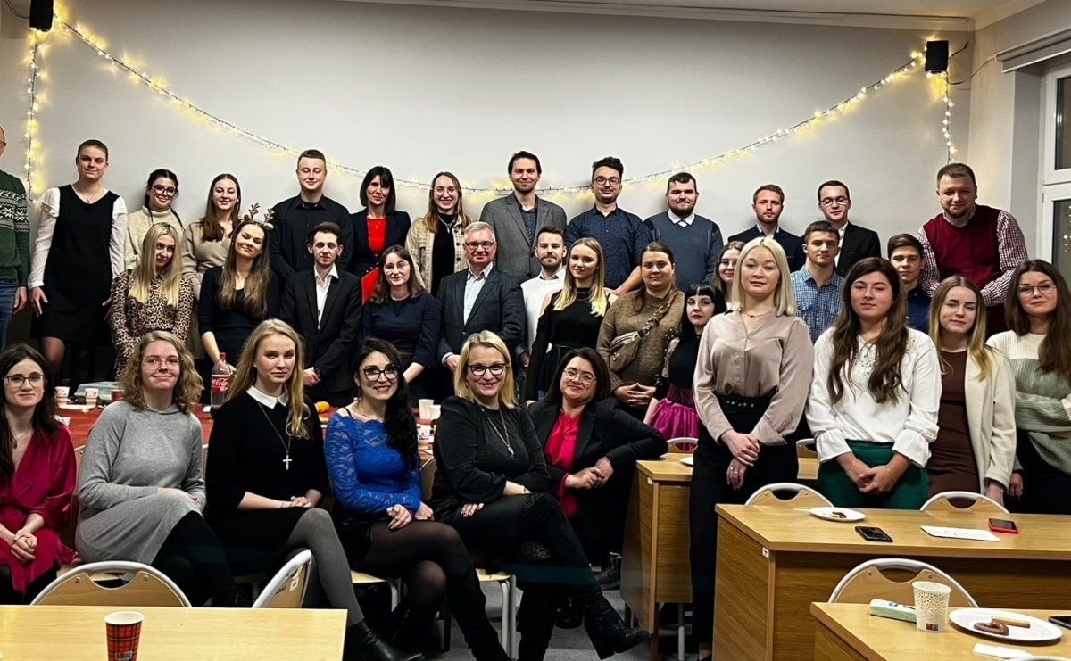 Rozwiń Skrzydła z Filologią w Raciborzu! Studiuj język niemiecki! - Serwis informacyjny z Raciborza - naszraciborz.pl