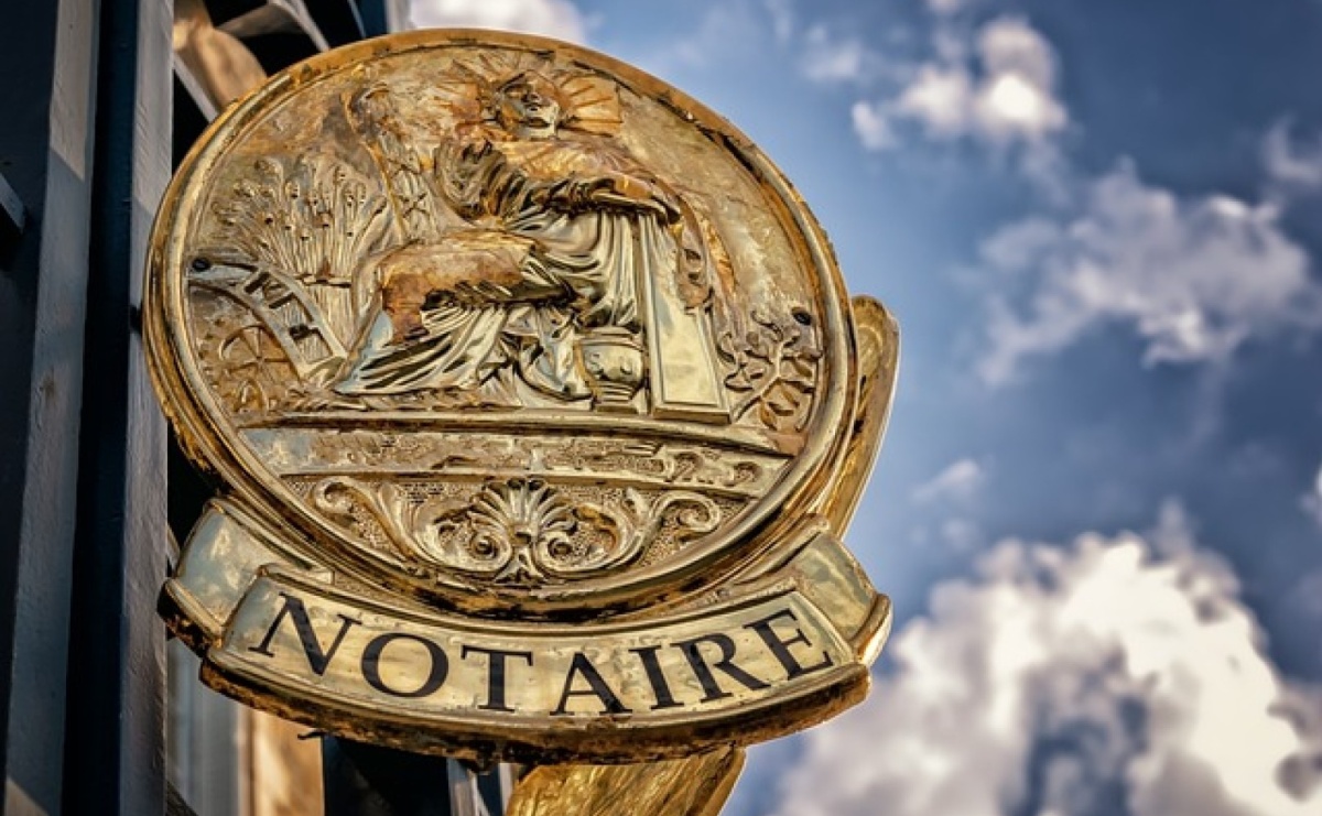 Proces przepisania domu u notariusza. Czas trwania i kluczowe kroki - Serwis informacyjny z Raciborza - naszraciborz.pl